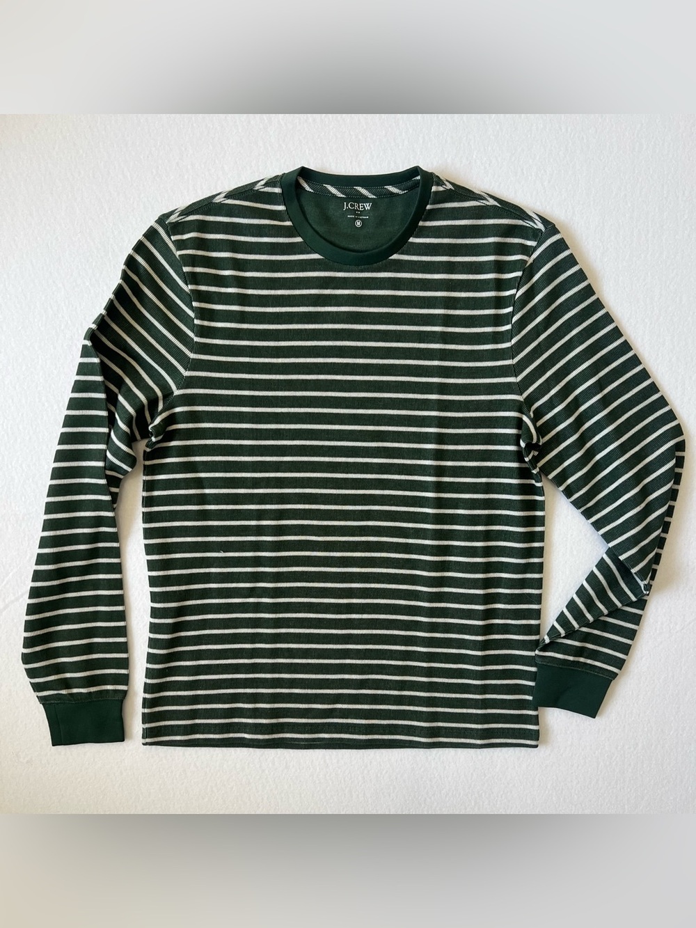 J.Crew Men’s Medium Green Striped Long Sleeve Crewneck Shirt Preppy Casual NWT